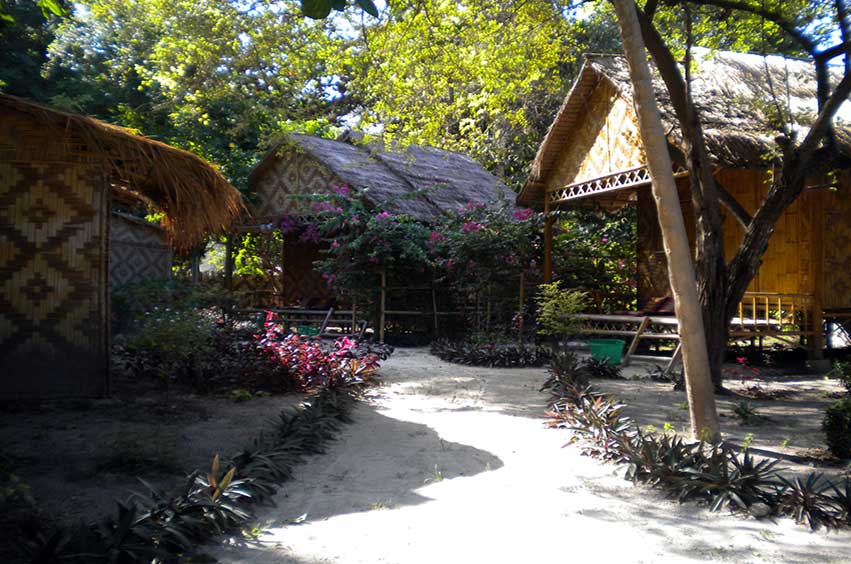 Green View Resort Koh Lipe : Garden View Deluxe Bungalow Hot Water Shower