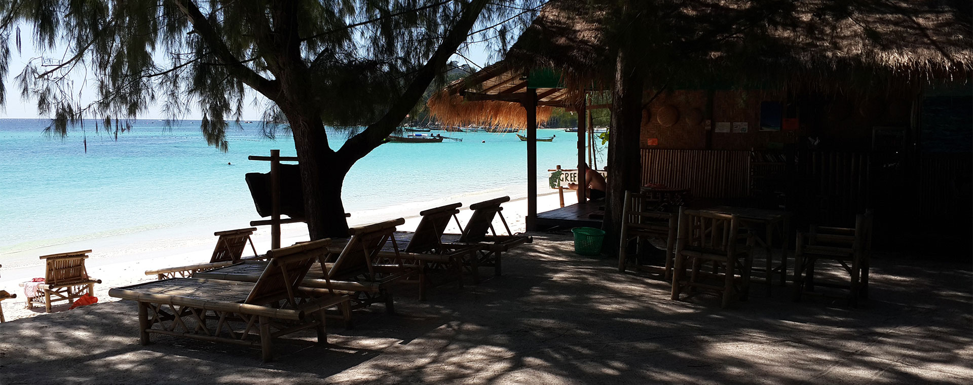 Green View Lipe Resort - Beach Front